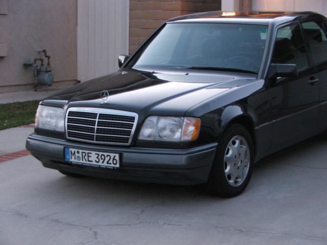 [Pilt: 83282-Mercedes_W124_Mopf_II_schwarz.JPG]